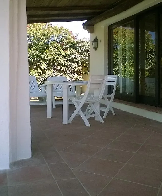 Villa Giglio Stintino 0*,